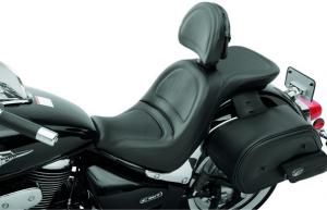SaddlemenExplorerSeatW-BackrestHondaVT1100Ace.JPG